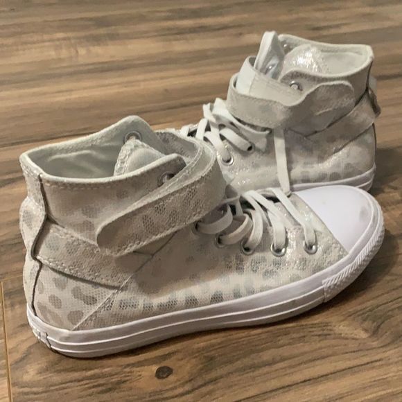 All Star Converse | White and Silver Converse uppers | animal print | size 7 - Picture 2 of 5